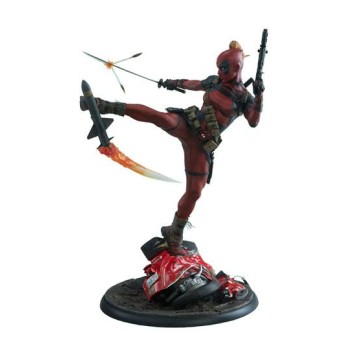 Marvel Comics Premium Format Figure Lady Deadpool 56 cm